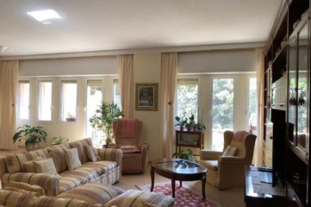 Genova (GE) - Carignano - VIA MYLIUS VENDESI MQ. 245