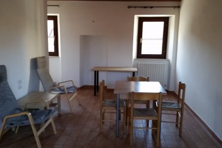 Casa indipendente ristrutturata a Fermo in viale Trieste vicino all'università 